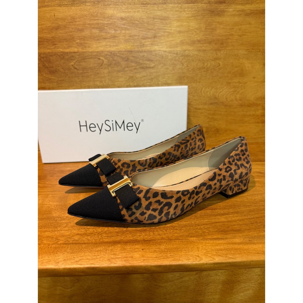 HeySiMey Women 7.5 leopard Print Pointed Toe Flats bow ballerina buckle preppy